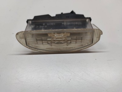 Лампа номерного знака rej. clio ii twingo i logan sandero фото №1