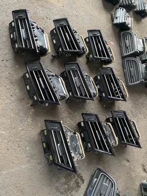 Vw passat b8 решітка обдув 3g1819701e фото №1