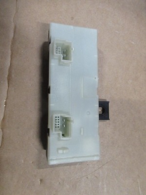 Mercedes модуль крышки a2139000814 фото №1