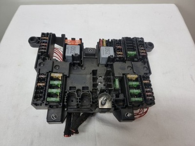 Mercedes w177 коробка запобіжників фото №1