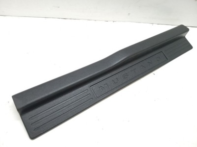 Молдинг защита порог левая ford usa mustang v gt фото №1