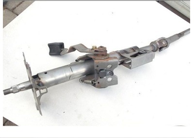 Pontiac vibe / matrix 2006r - колонка керма фото №1