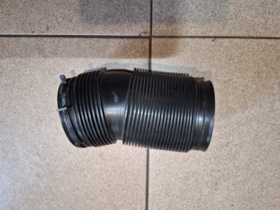 Повітрозабірник труба витратомір audi a4 b6 a6 c5 3.0 фото №1