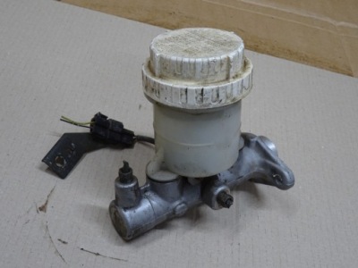 Mitsubishi pajero ii насос тормозная 91-99r eu фото №1