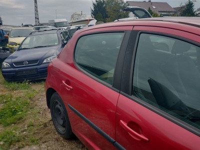 Дверь правый задняя правое задние peugeot 207 фото №1