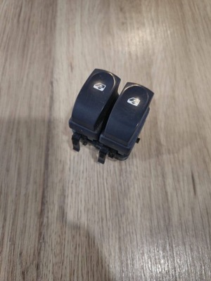 Кнопки окон левый перед renault clio iii 214945a фото №1