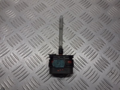 Моторчик кришка обігрівача mercedes w210 2.4 фото №1