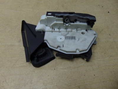 Замок дверь левый задняя skoda yeti 5k4839015 7pin фото №1