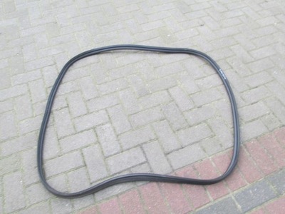 Прокладка крышки задняя багажника b-max 2013 rok фото №1