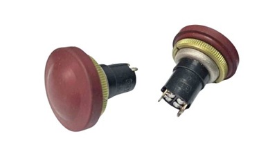 PRZYCISK Z SAMOPOWROTEM HERMETYCZNY PRL CZERWONY