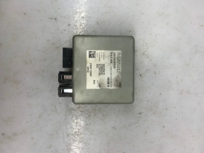 Бортовий комп'ютер блок керування renault 8201050679 6700002025 фото №1