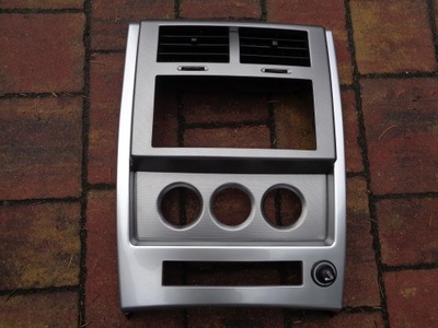 Рамка середня панель jeep cherokee kk фото №1