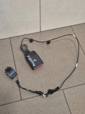 Dacia duster i 15-17 кліпса поперечина права перед фото №1