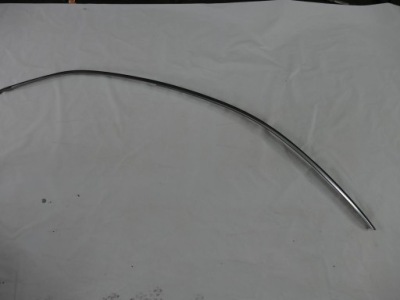 Audi a5 8t s5 молдинг кузовна права хром фото №1