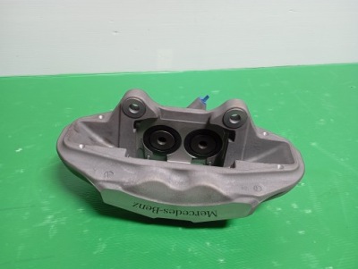 Супорт гальмівний лівий перед do mercedes w223 фото №1