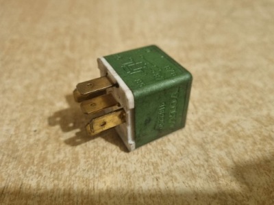 Реле volvo 850 9162250 фото №1