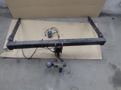 Ford kuga mk1 hak буксирувальний фото №1