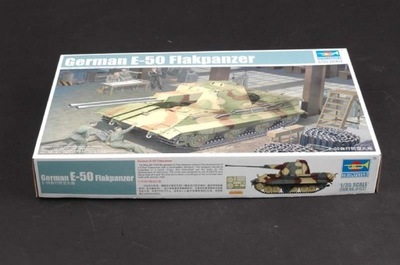 TRUMPETER 01537 1:35 German E-50 Flakpanzer