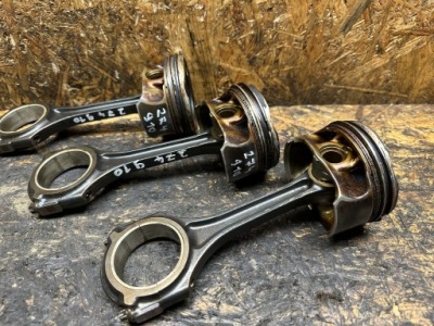 Поршень + шатун mercedes 1.6 cgi w204 w205 274 910 фото №1