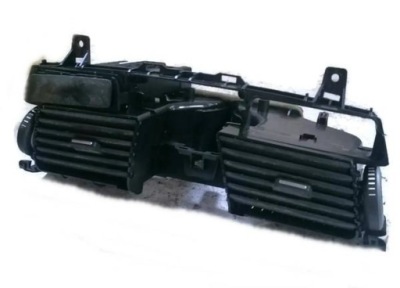 Renault laguna iii - ґрати обдув середина a2a31001105 фото №1