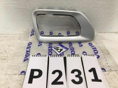 Volvo xc70 решітка бампера ліва фото №1