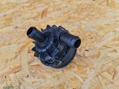 Jeep wrangler jl 2.0t phev 4xe насос wody фото №1