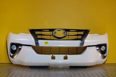 Toyota fortuner 2015- бампер перед решітка радіатора протитуманна фара фото №1