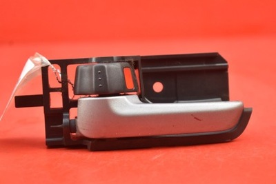 Ручка внутренняя левая перед suzuki sx4 1 i 08r фото №1