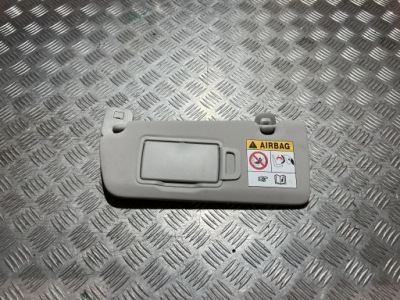 Козырёк левое  накладка renault captur 2 19- фото №1