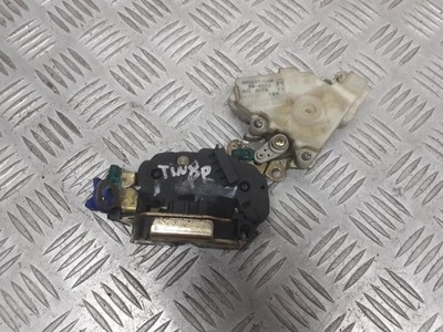 Замок дверь правый перед nissan almera tino фото №1