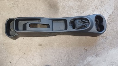 Daihatsu materia туннель средний защита фото №1