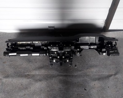 Панель приладів панель приладів range rover velar uk фото №1