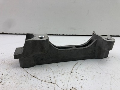 Lexus nx 300h кронштейн подушка двигун фото №1