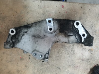 Кронштейн підпора двигуна renault laguna iii 8200741758 фото №1