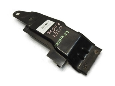 Защита чашка левый перед mercedes r w251 a251620030 фото №1