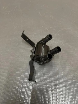 Насос воды volvo xc90 i 31686567 2.0l 2018 фото №1