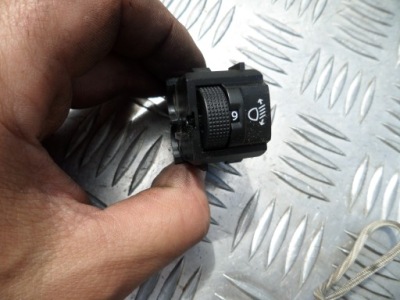 Peugeot 3008 перемикач регулювання світла фото №1