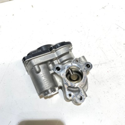 Renault nissan 1.7 dci клапан egr 147100361r фото №1