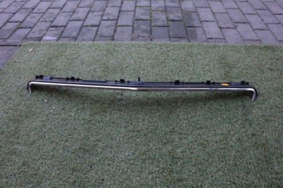 Mercedes w 207 молдинг капот передньої оригінал фото №1