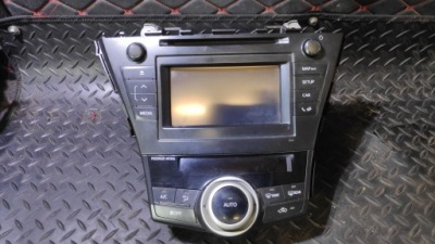 Радио панель кондиционера uk prius plus 86140-47140 фото №1