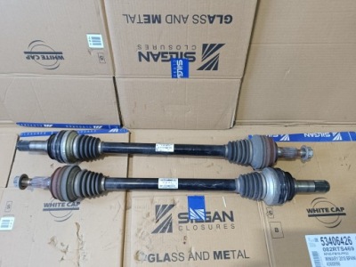 Привідний вал задня задній porsche panamera 971 971501201g фото №1