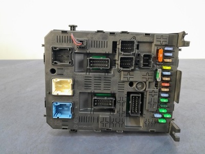 Citroen c5 iii 1.6 hdi коробка предохранителей фото №1