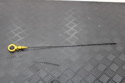 Щуп щуп оливи 04l115611f vw passat b8 3g0 2,0 tdi crl фото №1
