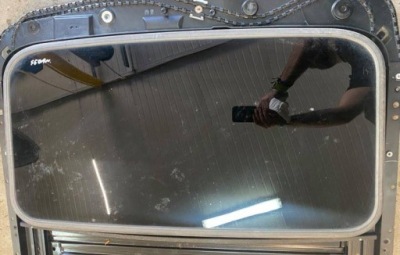 Скло люк subaru legacy 04 08 sedan фото №1