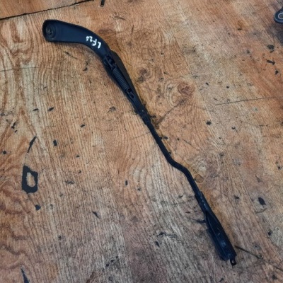 Важіль двірники ліва europa bmw 1 f20 фото №1