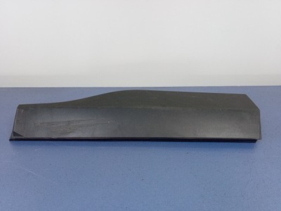 Toyota rav4 v молдинг двері правий задня фото №1