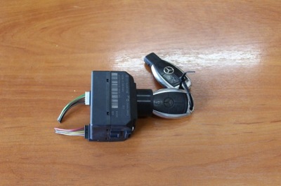 Замок запалювання ключ mercedes w221 2215450708 фото №1