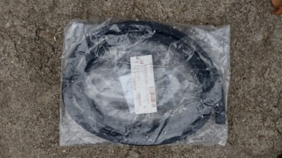 Прокладка двері mercedes w238 2387272800 nowa фото №1