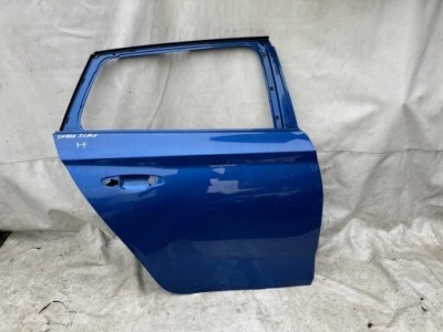 Двері праве задня skoda scala 657 19- фото №1