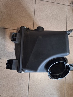 Корпус фільтра повітря audi a6 c5 3.0 asn фото №1